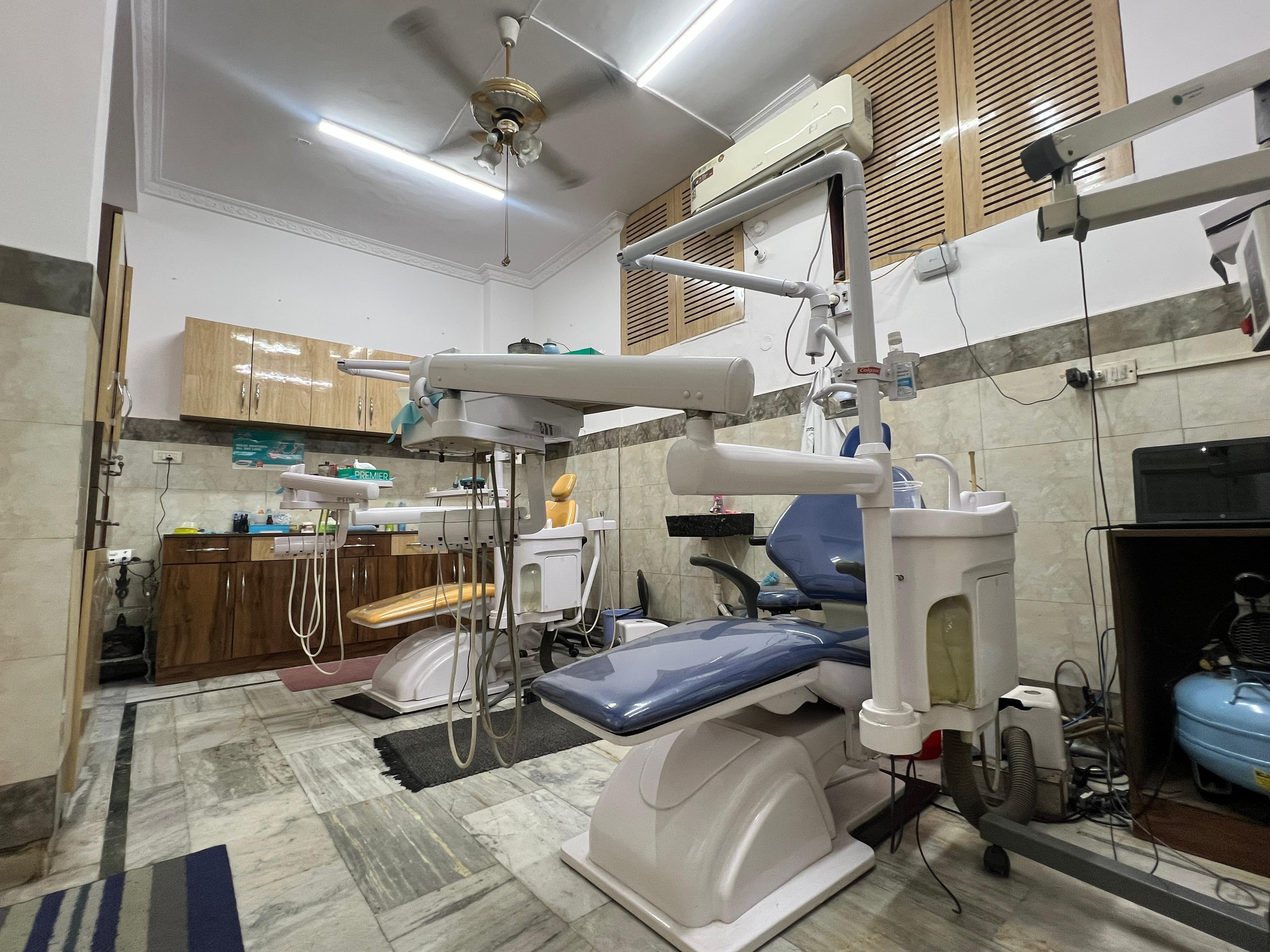 Treatment room interior at Neodent Dental Hospital Mehdipatnam, where Dr. Md. Miftah Ur Rahman practises